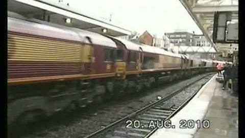 Class 66 convoy passes through Newport Station