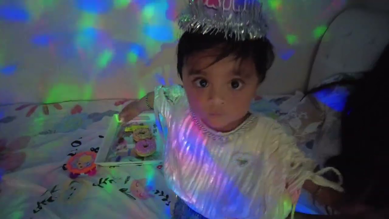 Larisa's dance with kala chasma 👓9months birthday Raising Our Indian Baby in Korea Larisavibes