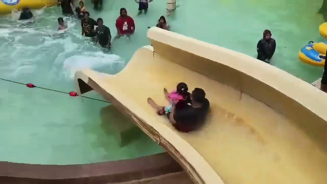 KL part 1 Music: CarnivalMusician: SoundCarouselURL: 