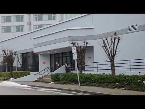 Guildford Health Centre in Surrey, BC for X-rays, Ultrasound, Dentist, Pharmacy