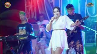Download lagu RISKA FARASYA // BIMBANG || SINGO BUDOYO LIVE MUSIK MADIUN - BM AUDIO