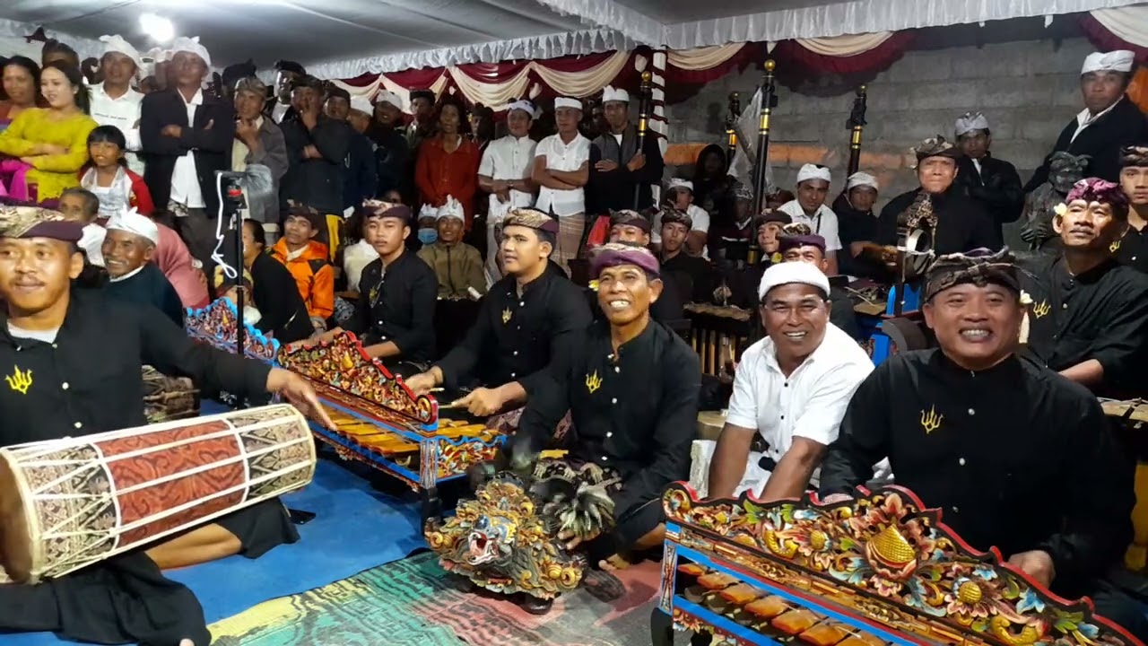 Desa Nagasepaha ( Pura Puseh Desa Paket Bjr Kintamani ) 2