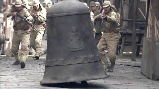 2 Chinese soldiers lift 1000-pound iron bells and walked to escape all bullets of Japanese army!