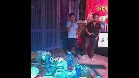 ĐỐI TÁC HÁT MỪNG TIỆC TẤT NIÊN QUANG ANH
