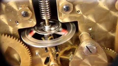 Vintage  Old Antique  Smith  Floating Balance Mantel  / Mantle Clock  See Video