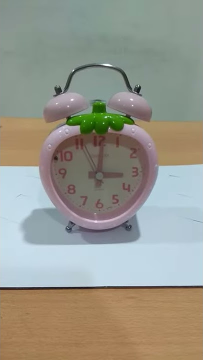 Jam Weker Kring Stainless Stroberi