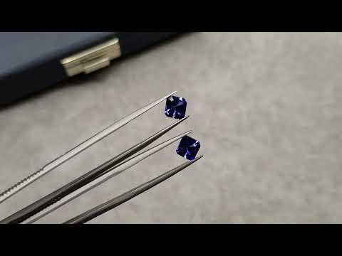 Asscher cut tanzanite set 6.71 carats Video  № 5