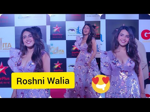 Beautiful 🥰 Roshni Walia  Arrived At ITA Award 2020 in Mumbai today