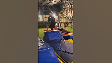 Kong Front #kongfront #parkour #flip #flippractice #newskill #frontflip #learning #practicing #happy