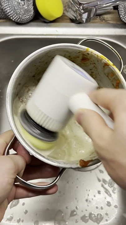 RevoBrush 🧼Effortless cleaning for every home! 🏠Say goodbye to tough stains! 👋🧽#cleaning