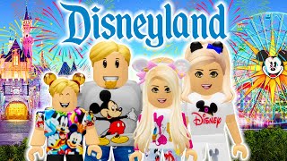 FAMILY VACATION TO DISNEYLAND IN ROBLOX!