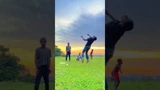 Breaking training power 🔥💪🏾#bboying #viral #shortsvideo #youtubeshorts #bboy #acrobatics #trend