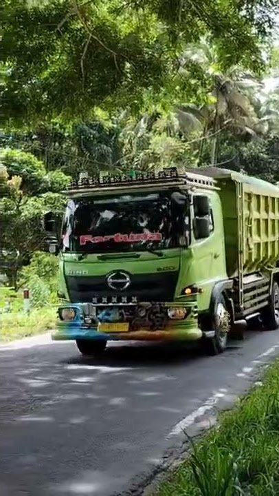 Truck Andalan Ini Boss Ku || Truck Lintas Enrekang #shorts #truck #truckmania #enrekang