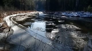 Ледоход на речке Карапчанка