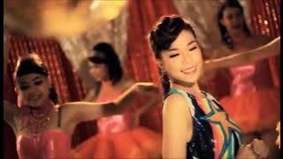 00 Huan Le Jin Xiao Wo Yi Jian Ni Jiu Xiao By Yi Wen