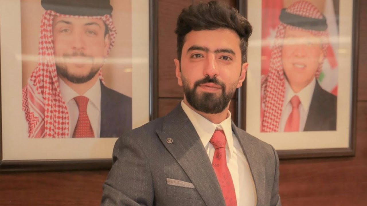 حفل الخريج مناف الحراحشه  شاعر المجوز صدام الزبون الفنان محمد شحاده صوتيات ابو حازم الحناوي