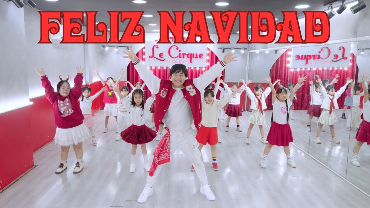 Christmas Dance 2025 | FELIZ NAVIDAD - Lớp Thầy Huy Kid Dance