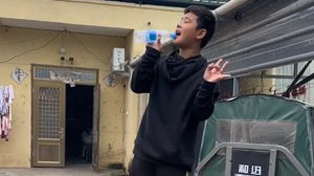 二嫂每次的做事风格都会让人苦笑不得