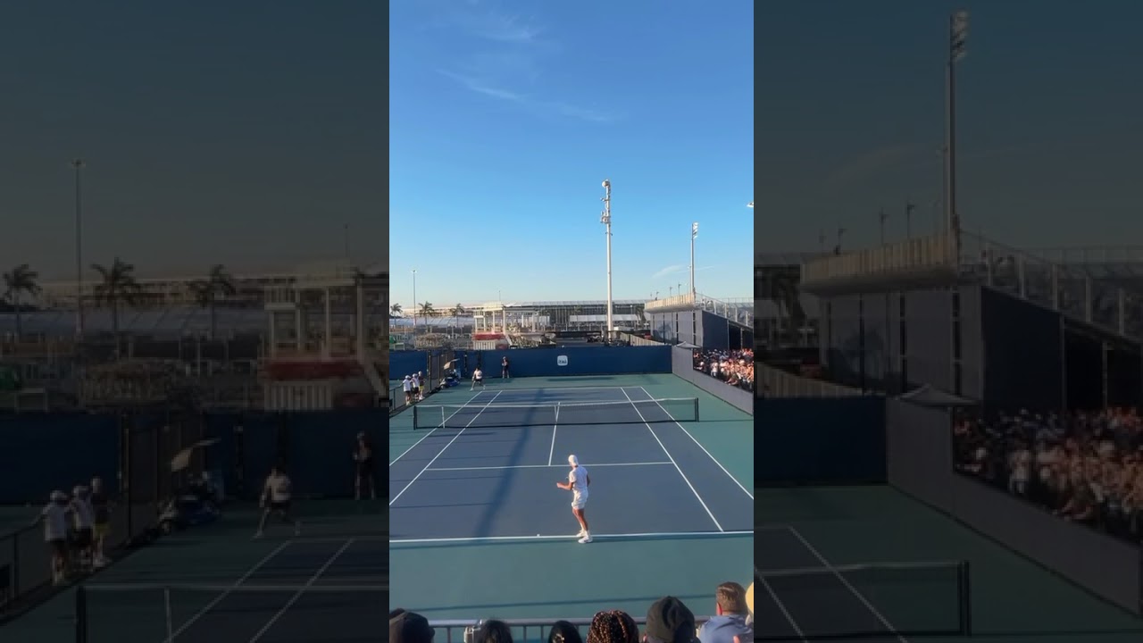 Holger Rune aces Carlos Alcaraz in Miami Open practice Credit: @brennermorton