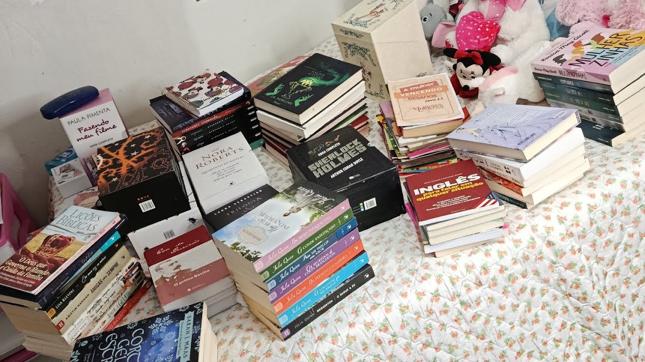 Organizando e limpando os meus livros!!