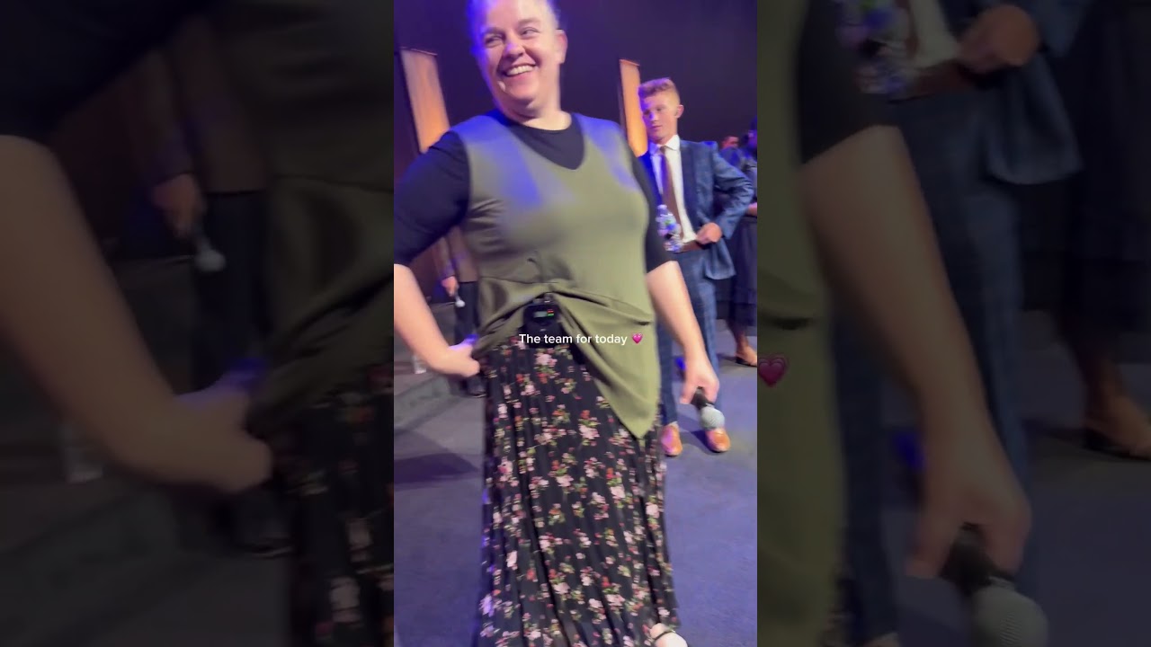 POV: you’re on the worship team of a Pentecostal church🙌🏼 