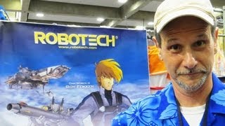 Dan Woren (Roy Fokker in Robotech) signging @ Harmony Gold booth at Sac Anime 2013