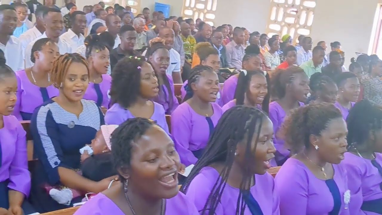 BWANA ALITUTENDEA MAMBO MAKUU // E.KAHAMBA//  KWAYA YA MT.GREGORY MKUU MAKULU