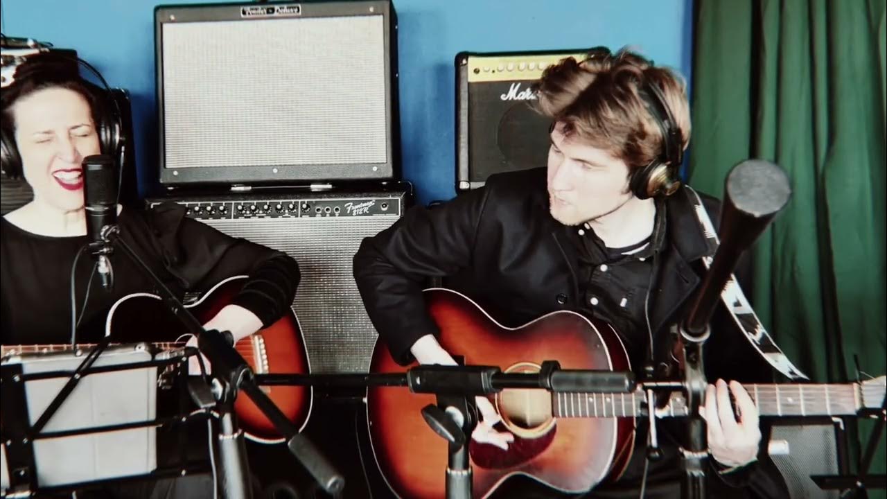 Akvila - Lover Come Back to Me (Live Cover) Akvila - Lover Come Back to Me (Live Cover)