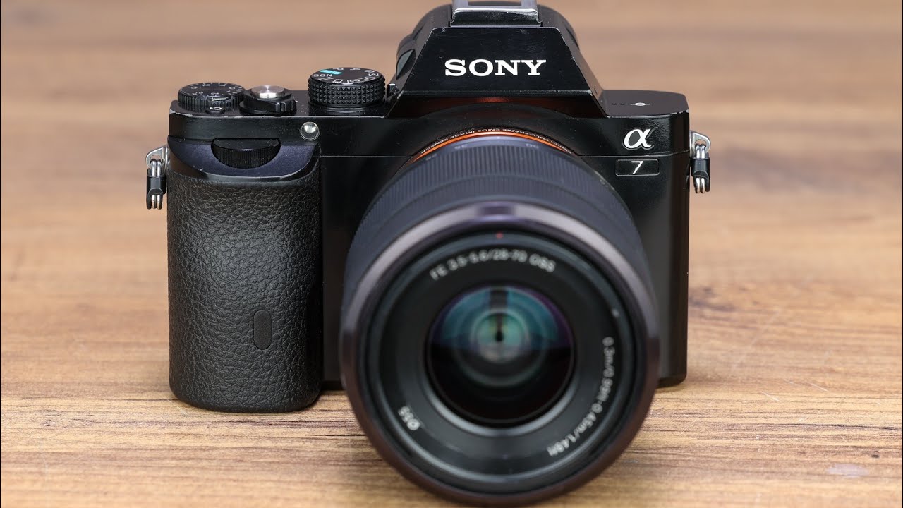 The Sony a7 legend - The first mirrorless full-frame - YouTube
