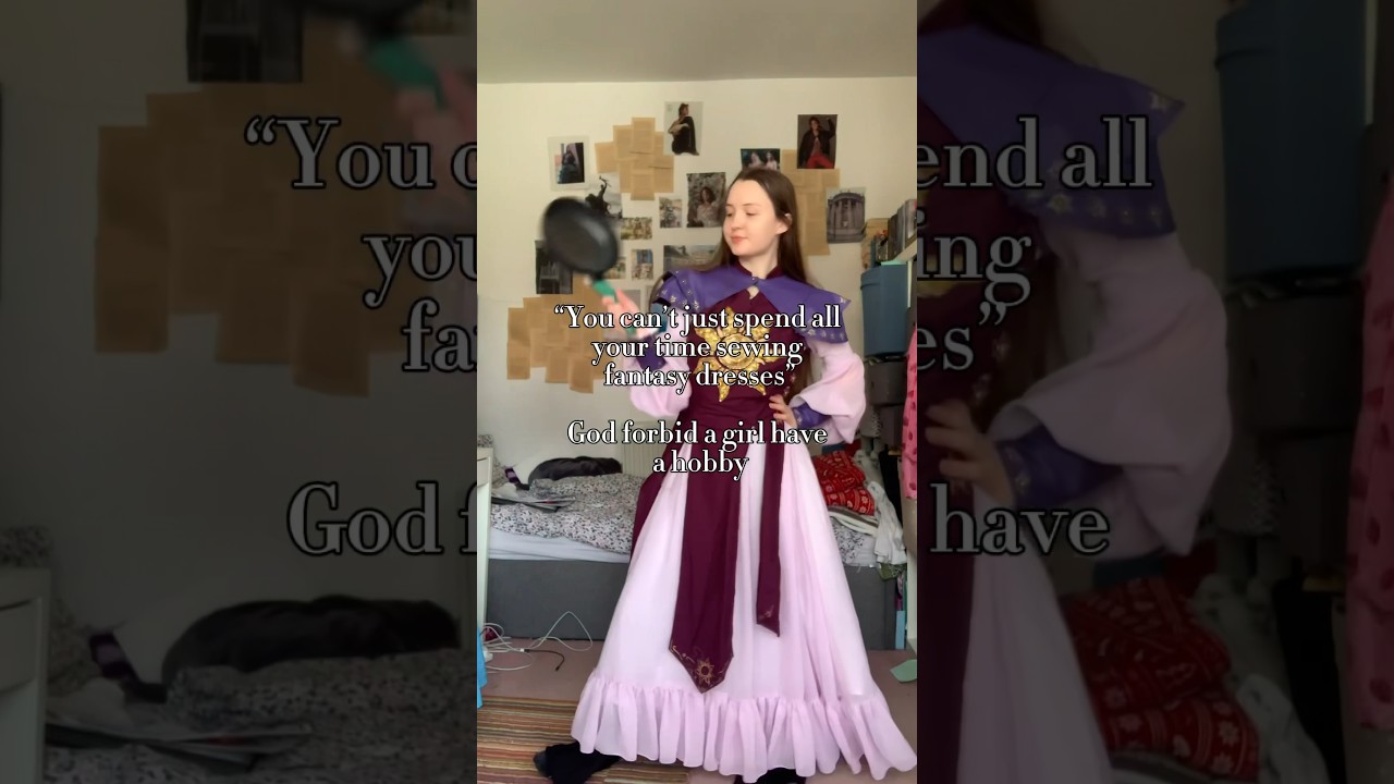 Making SO many fantasy dresses… 