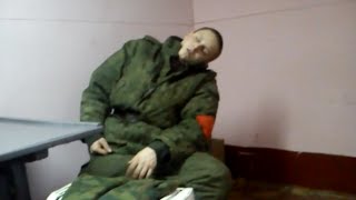 Don't fall asleep in the army / Солдат спит служба идет