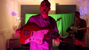 KIEFF - Yr Monkey [official video]