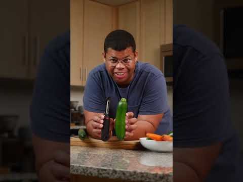 Video: Een handmatige dunschiller helpt in de keuken