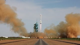 China Sends Astronauts Into Space for 33 Day Mission China Sends Astronauts Into Space for 33 Day Mission