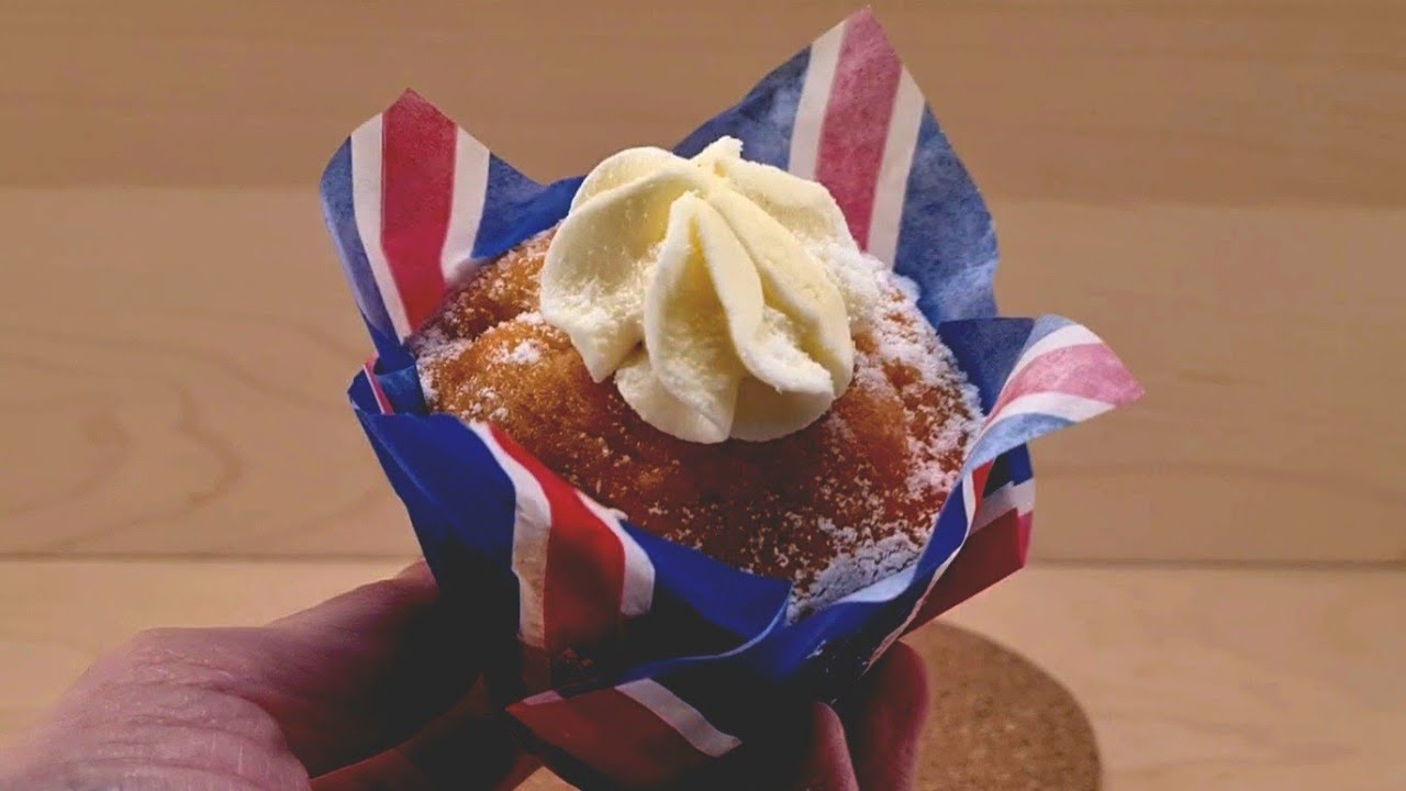 Lidl Jubilee Muffin Random Reviews YouTube