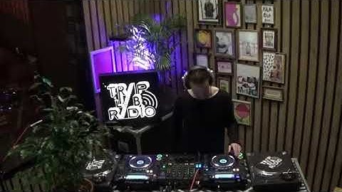 🔊 Now playing: Dax J - "The Drome (SE1)" [live @ TrapLab Radio] 🔥