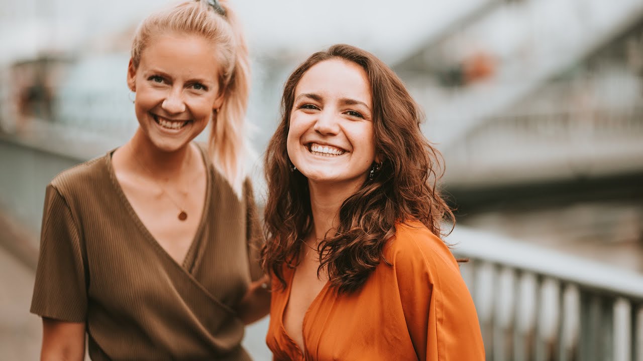 Mit der Canon R5 - Street Photography in Hamburg mit Spontanen Shootings auf der Straße