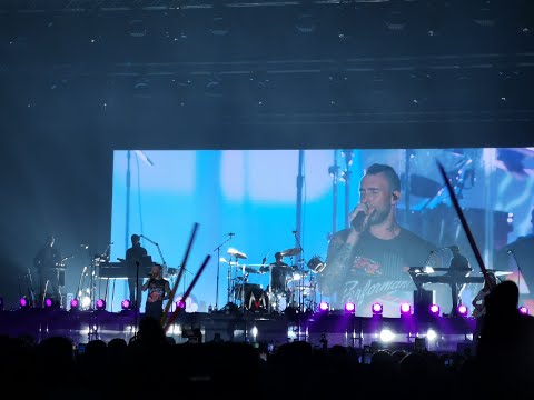 Memories | Maroon 5 Live in Doha Qatar 2019