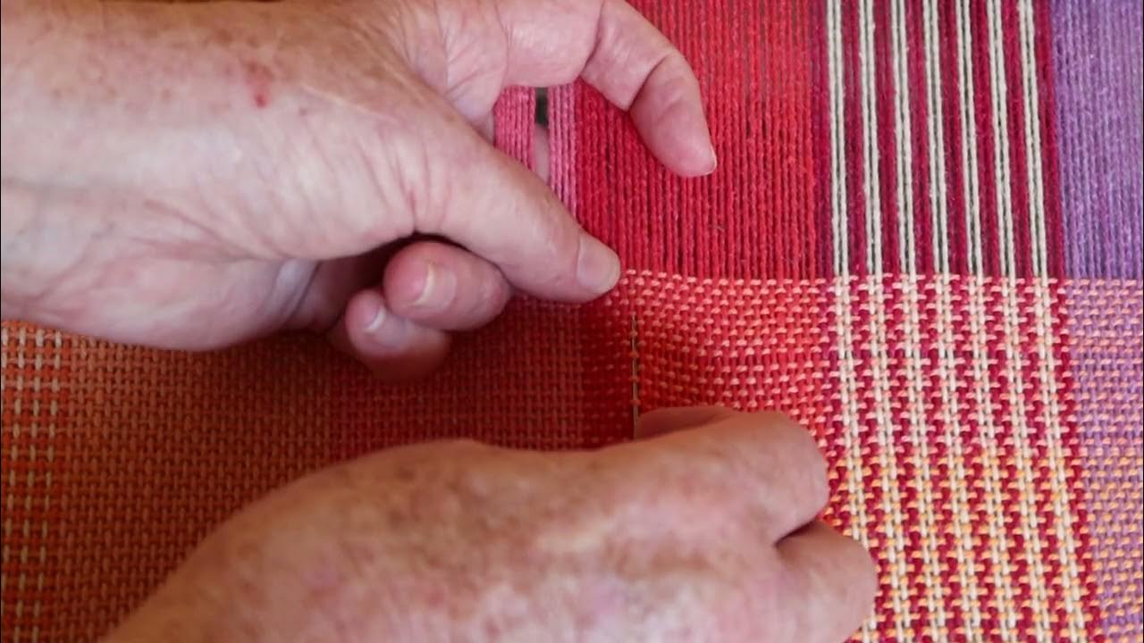 How to 'mend' a float in your weaving YouTube
