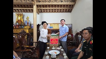 VIDEO: Chủ tịch UBND huyện Đàm Hữu Khanh tặng quà gia đình chính sách nhân kỷ niệm 50 năm ngày GPMN.