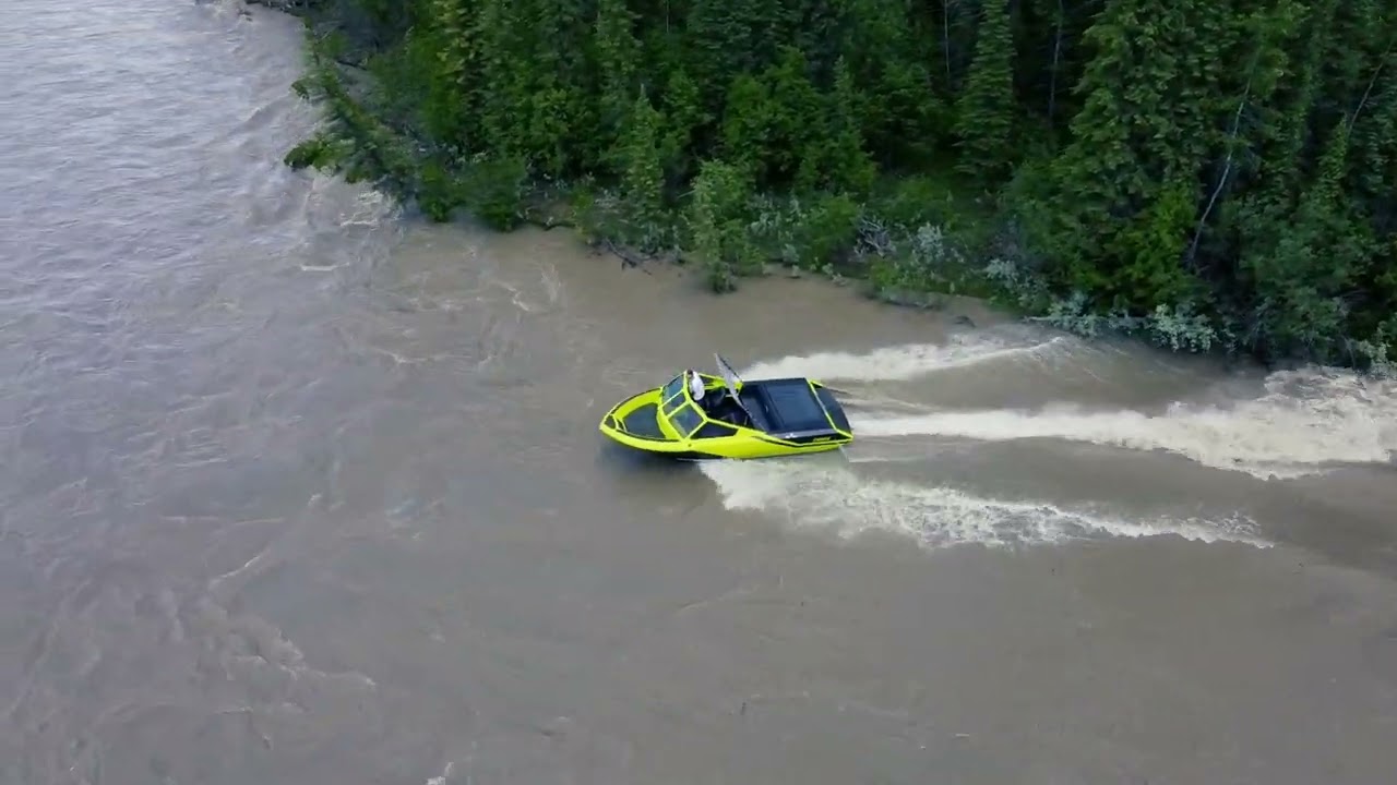 2023 Coyote 180 Predator in action on the Brazeau River in Alberta