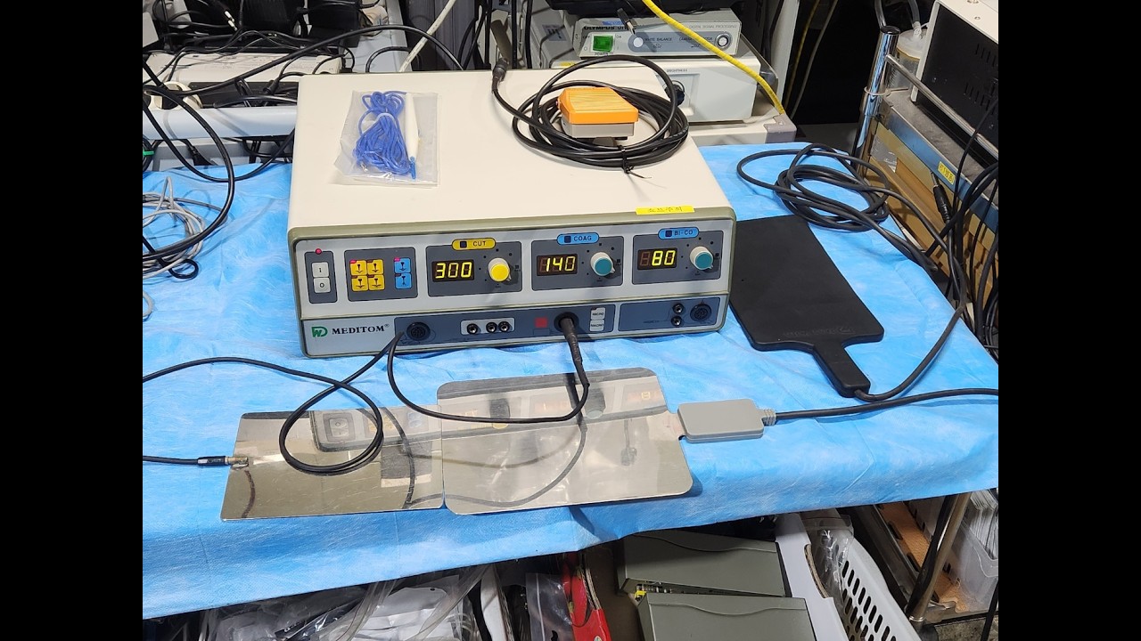 MEDITOM   300 electrosurgery ESU Unit