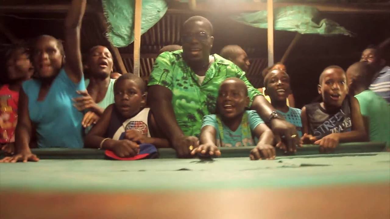 LA NEGRURA Y SU CUERPERO