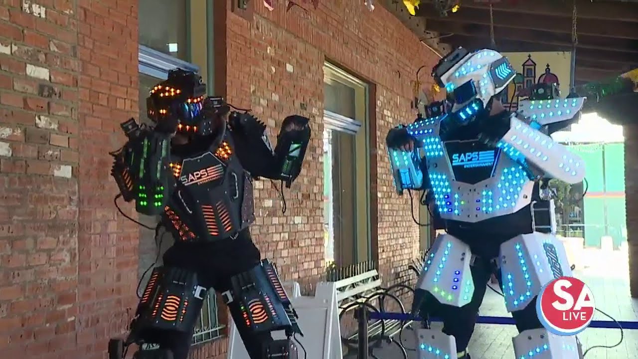 Giant Robots Takeover Market Square Sa Live Ksat 12 Youtube 