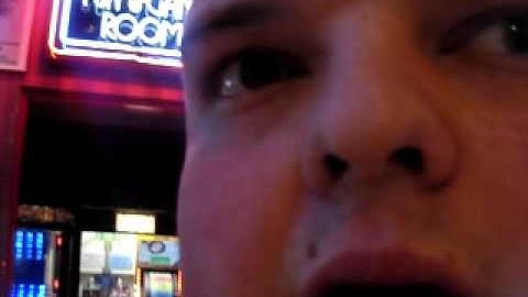 Dave beating the arcade game Stacker