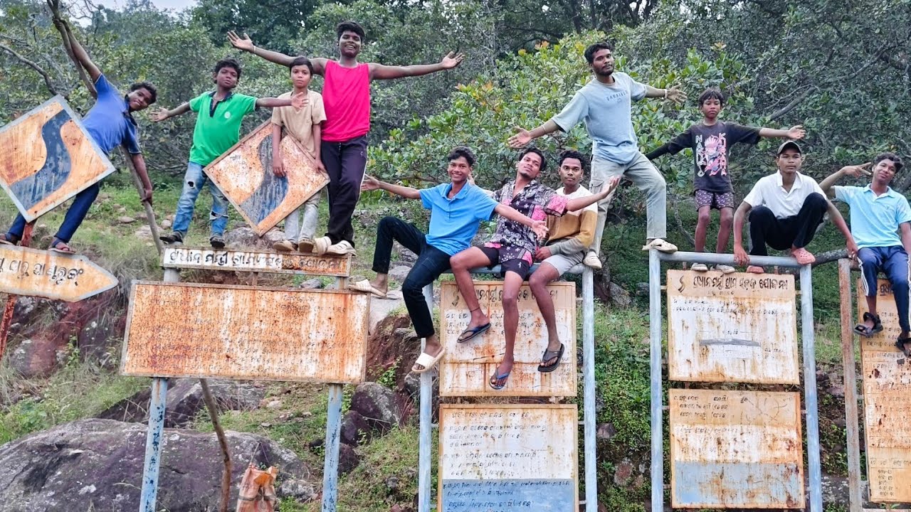 ଆମ ଗାଁ ର କିଛି ବାଳୁଙ୍ଗା#YouTube channel promotion #video # କେହିଁ ମନକୁ ନେବେନି, video ର କେବଳ ମଝା ନିଅ ##