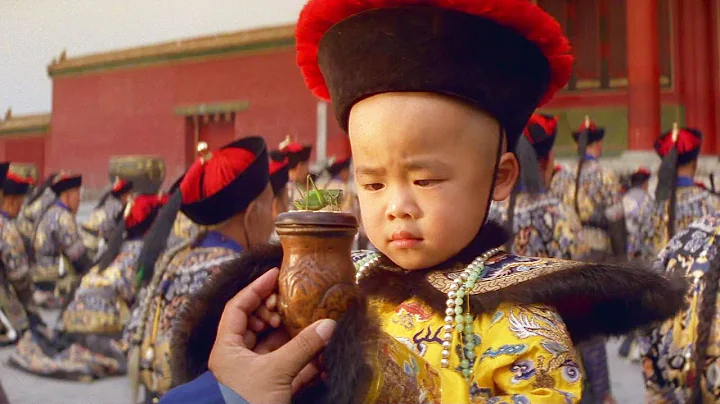 Toddler Becomes The Next Emperor, But He Only Wants To Play Toys - DayDayNews