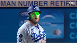 Max Muncy Gets Blinded By a Laser From Mets Fans