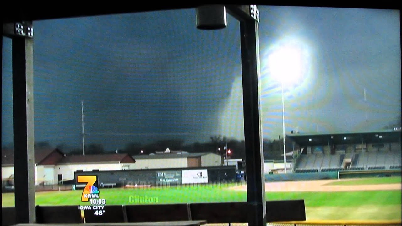 clinton iowa tornado from