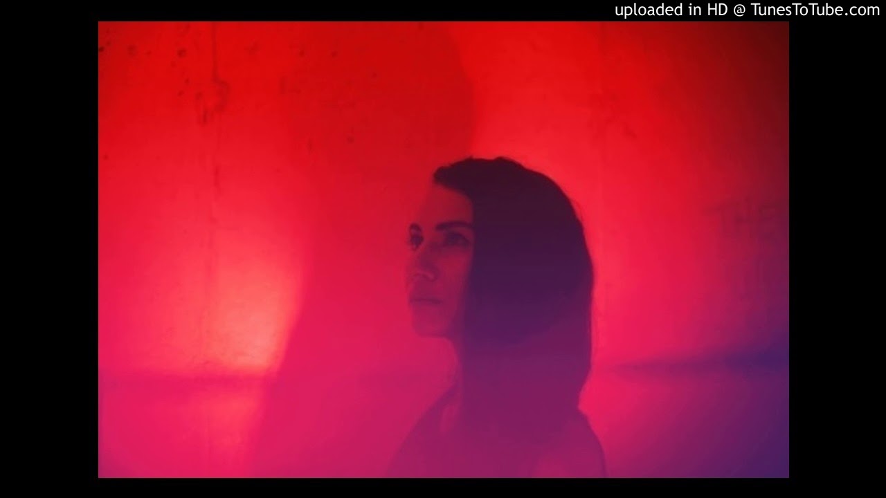 Смотреть «Frankie Rose - A Forest (The Cure Cover)» на YouTube